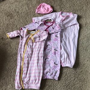 Magnificent baby Magnetic me 3 gowns